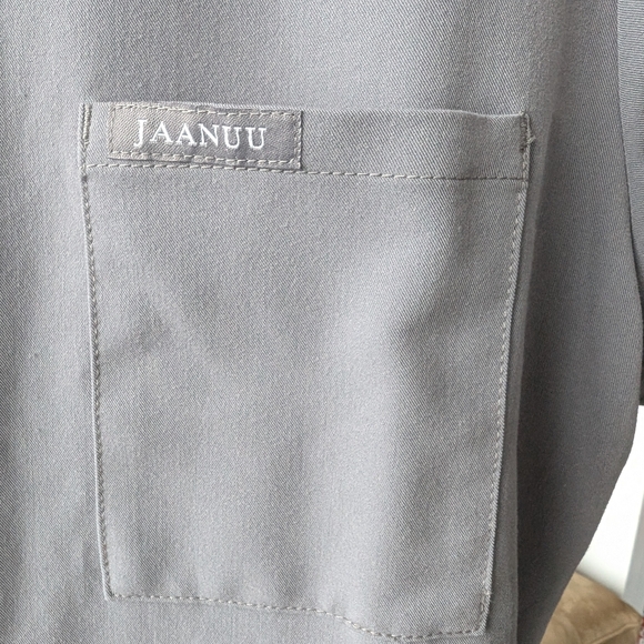 Jaanuu Scrub Top, Size Medium, Gray - Picture 4 of 7